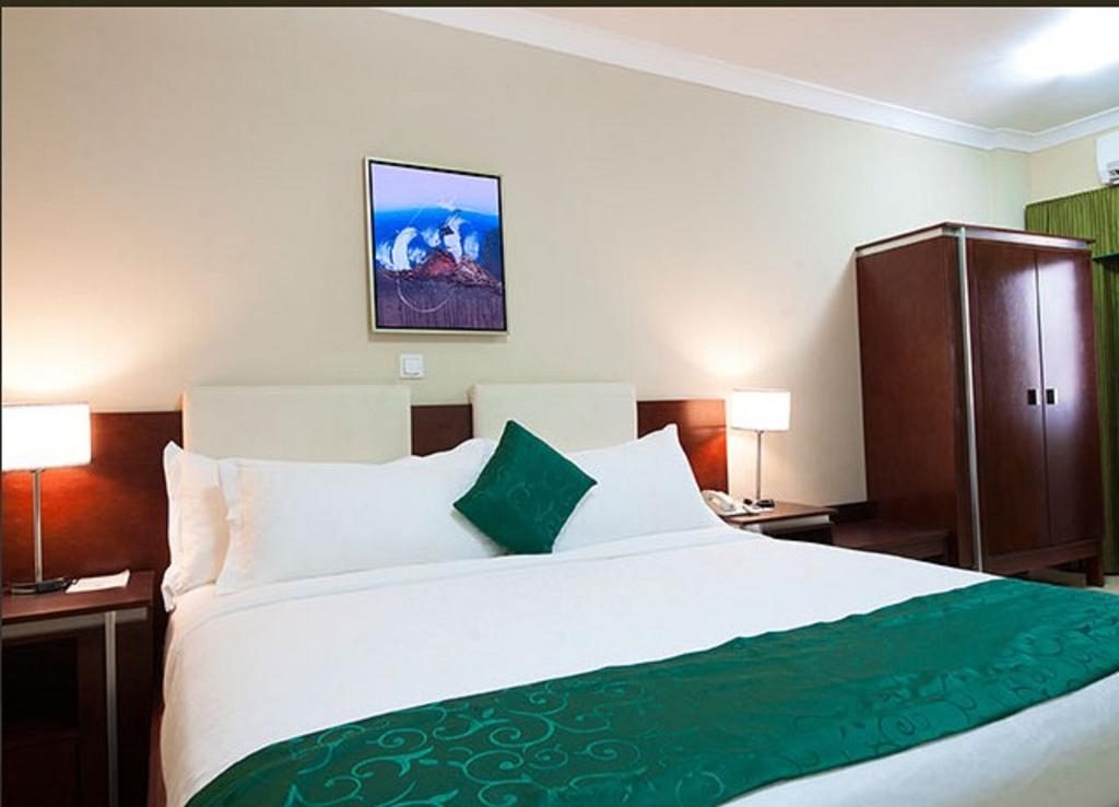 Golden Bean Hotel