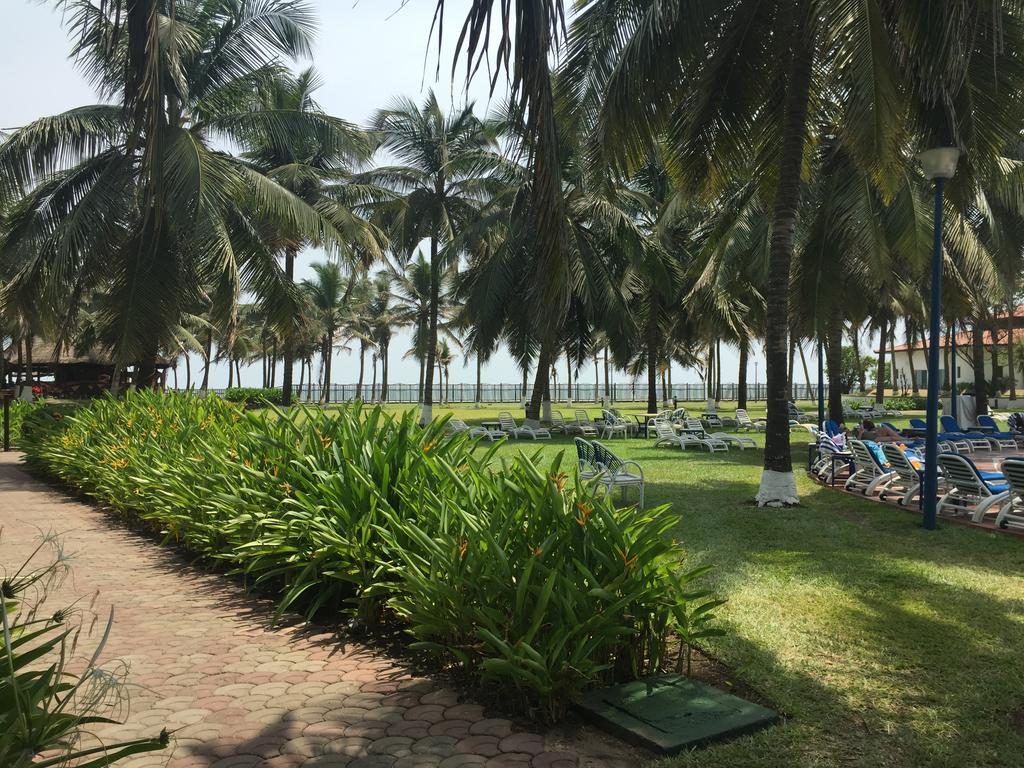 La Palm Royal Beach Hotel