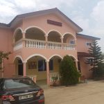 Lawnia Hotel