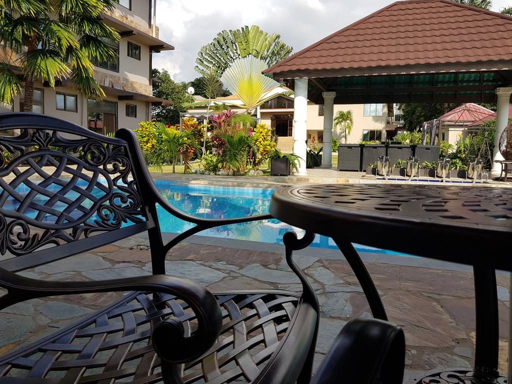 Sweet Garden Hotel