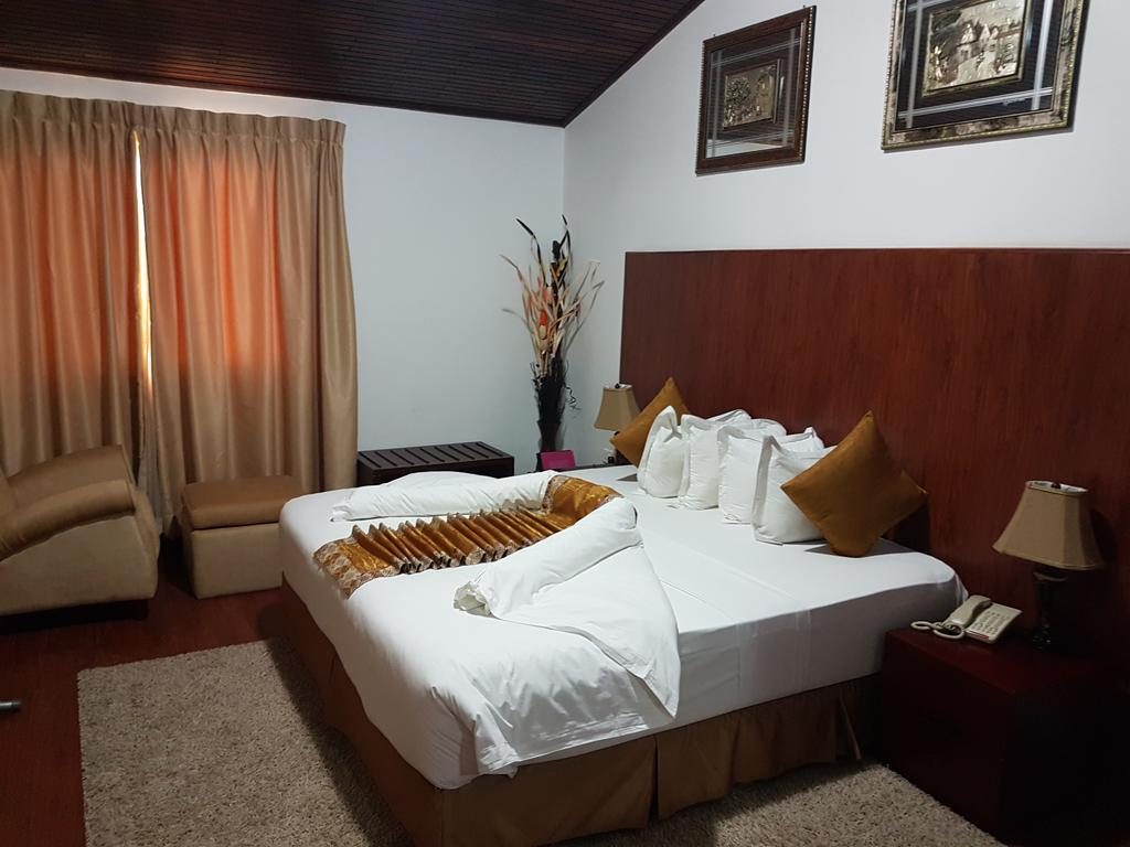 Raybow International Hotel