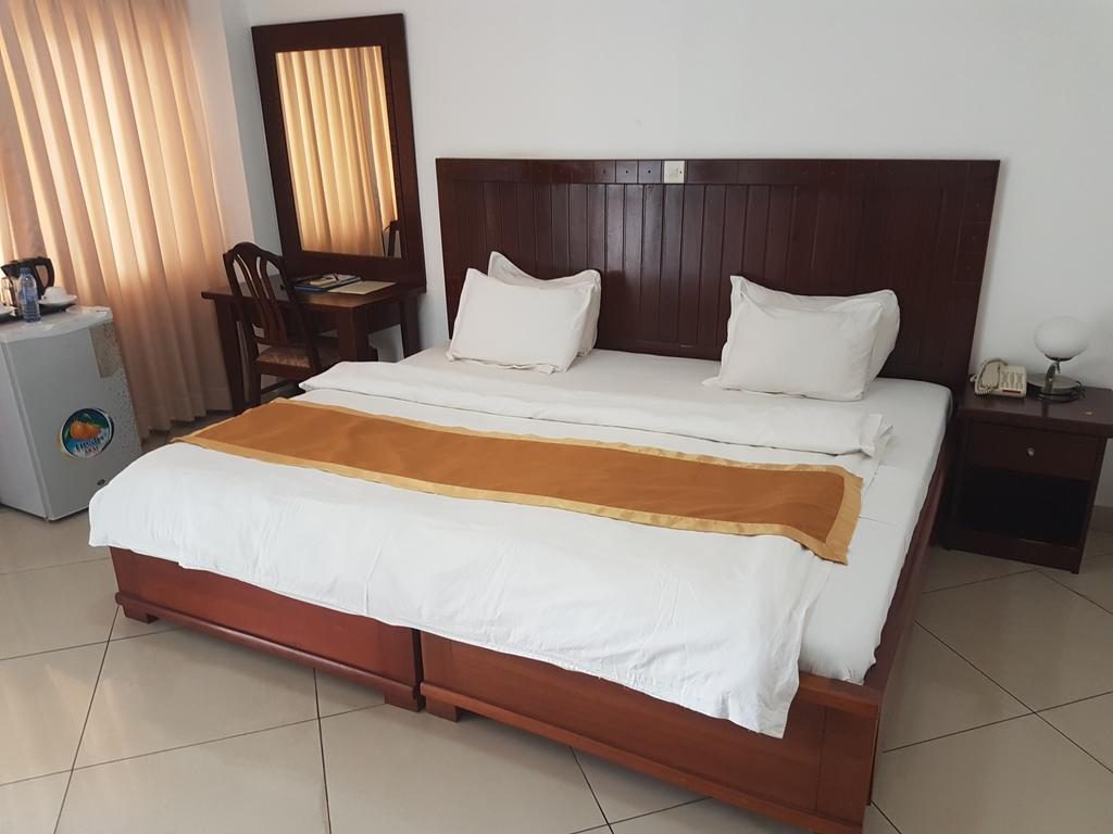 Raybow International Hotel