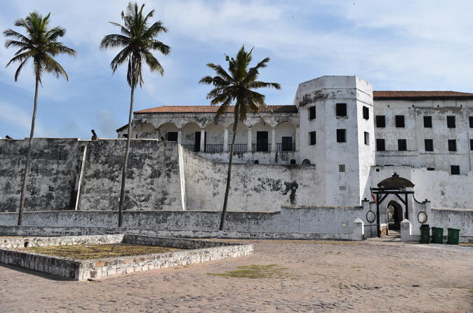 2 DAYS CAPE COAST AND ACCRA TOUR
