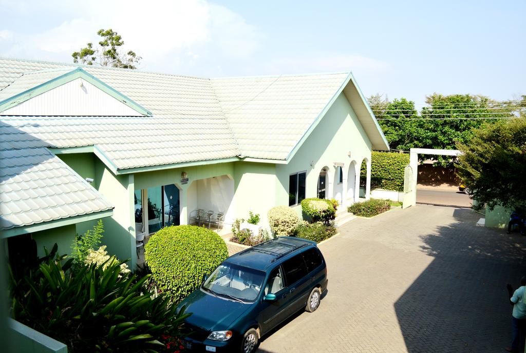 Monarch Hotel